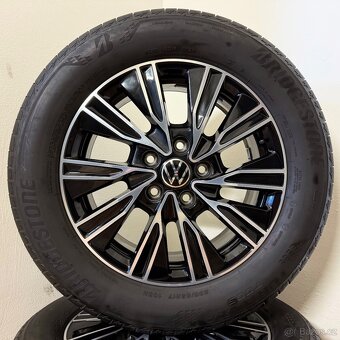 VW MULTIVAN T7 5x120 R17 ET60+LETNÍ 235/55R17 7/6mm - 9