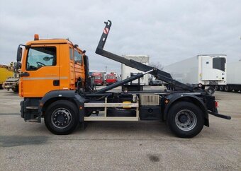 Prodám Nosič kontejnerů MAN TGM 18.290 4X2 BB - 9