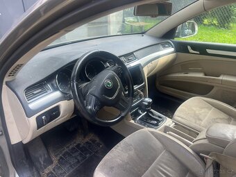 Náhradní díly ŠKODA SUPERB2 2012 - 9