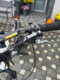 Celoodpružené kolo MERIDA One - Twenty - CARBON 3OOO - 9