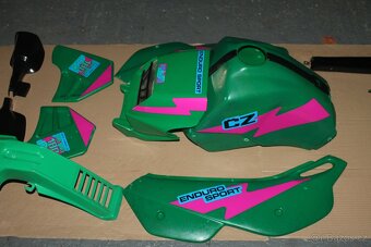 Plastová kapotáž CZ Roland - 9