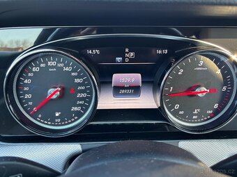 Mercedes e220d 4matic - 9