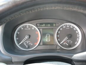 Fabia II 1,2-51 kW, 68.000,-Kč - 9