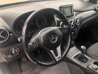 Mercedes Benz B180 2014 - 9