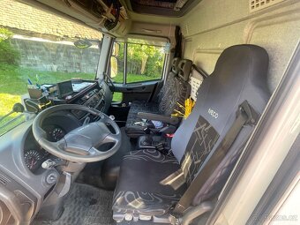 Iveco Eurocargo 75E 19 skříň s hydraulickým čelem - 9