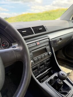 Audi a4 b7 1.9tdi s-line - 9