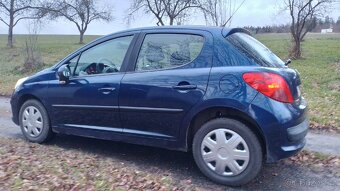 Peugeot 207 1.4 - 9
