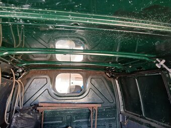 Mercedes Vito 108d - 9