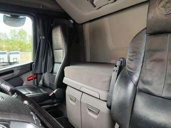 Tahač návěsů Scania S 500 - 9