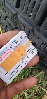 PNEU-ZIMNÍ SADA PIRELLI. 215/65 R16. Brno - 9