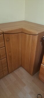 ložnice, postele, skříňky - 9