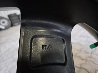 Barum 225/65/R17 + disky - 9