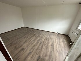 nabízím Pronajem 3+1/balkon Kadaň - 9