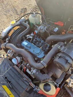 Minibagr Kubota U10-3, - 9