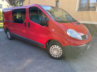 Renault Trafic 6 míst - 9