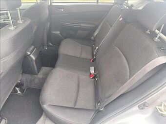 Subaru XV 2.0i 110kW 2013 122033km Executive TAŽNÉ - 9