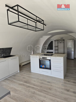 Pronájem rodinného domu, 100 m², Trutnov, ul. Mentzlova - 9