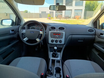 Ford Focus 1.6 77 Kw - 9
