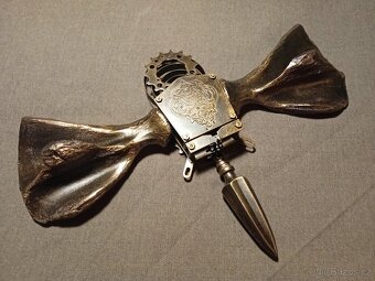 STEAMPUNK RECYCLE ART - PATINOVANÝ KOV. AUTORSKÁ TVORBA - 9