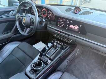 Porsche 911 Carrera 4 GTS 992 LIFT PANORAMA 2022 - 9