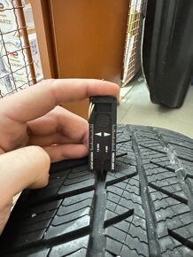 Barum Polaris - 205/55 R17 V XL - 9