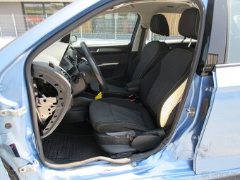 Škoda Fabia 1.0 MPI 75k Ambition - 9
