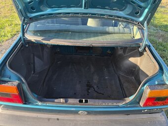 Vw Jetta mk2 edice Flair - 9