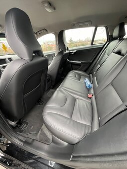 V60 Plagin Hibryd 2.4 D6 AWD - 9