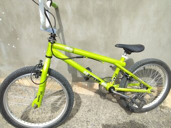 BMX kolo DHS - 9