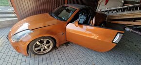 Nissan 350Z Roadster 2004-manuál - 9