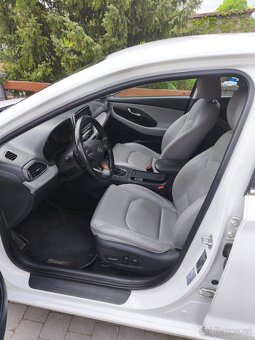 Hyundai i30, Style 1.6 CRDi 100kW DCT - 9