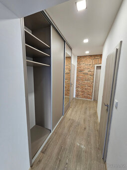 Pronájem bytu 2+kk 55 m2 Slovenská Znojmo 13 000 Kč - 9
