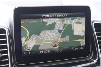 Mercedes-Benz GLE 250d 150kW 4 MATIC SERVIS. KN. (2016) - 9