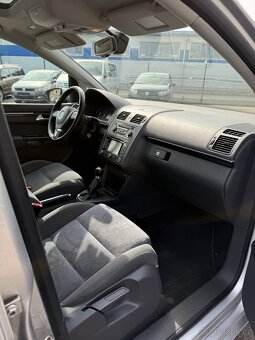 Volkswagen Touran 2.0 tdi - 9