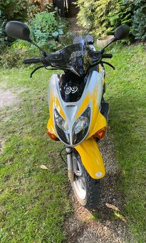 Skutr Honda X8R-X 70cc - 9