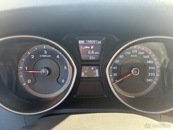 Hyundai i30 kombi, 1.6 CRDi, diesel, 81kW, r.v. 2016, manual - 9