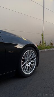 BMW E92 Coupé 330d • 170 kW + chip Automat Slušná výbava - 9