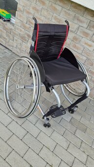 Invalidni vozík 42cm Quickie Match Point Sport - 9
