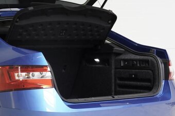 Škoda Superb, 2.0TSI,Style,DSG,Virtual,Tažné - 9