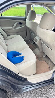 Toyota Camry - 9