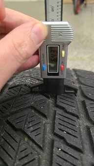Zimní pneu Pirelli Scorpion Winter 285/40 R21 109V 6,5 mm - 9