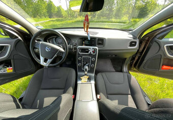 Volvo V60 110kW.Diesel - 9