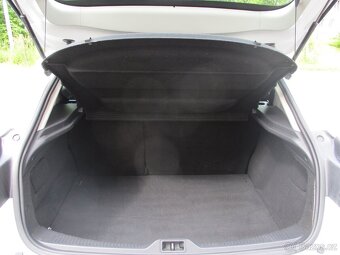 RENAULT MEGANE III 1.5 DCi - nové STK, vč. DPH - 9
