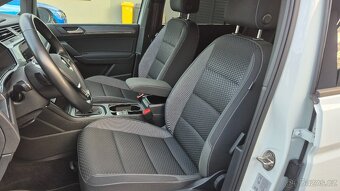 Volkswagen Touran 2.0 TDi 110kw DSG 2022 ZÁRUKA - 9