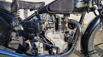 Velocette 350 OHV model MAC - 9
