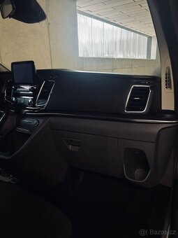 Ford TOURNEO CUSTOM 2019 - 9