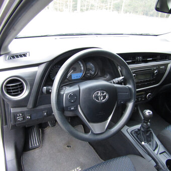 Toyota Auris, 1,3VVT-i 73kw, COOL, 2013, NAJETO 95 418km - 9
