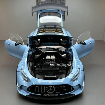 1:18 Mercedes Benz AMG GT zvuk+světla otvírací - 9