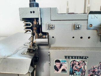 Průmyslový 3nitný overlock TEXTIMA - 9