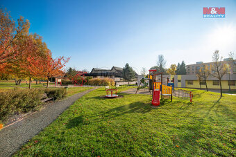 Prodej bytu 3+1, 77 m², Broumov, ul. Československé armády - 9